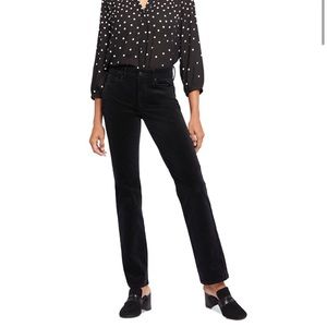 NWT NYDJ Marilyn Straight Black Jeans New Size 12